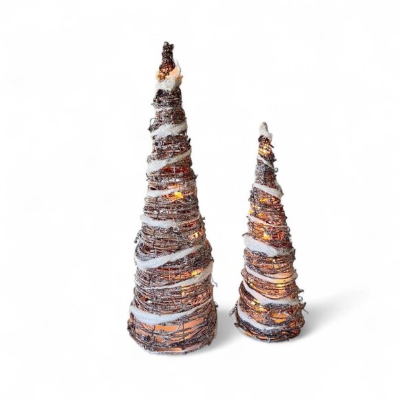 Vintage Light-Up Rustic Cone Trees Set of 2 Holiday Decor 16”/12” - Picture 4 of 6